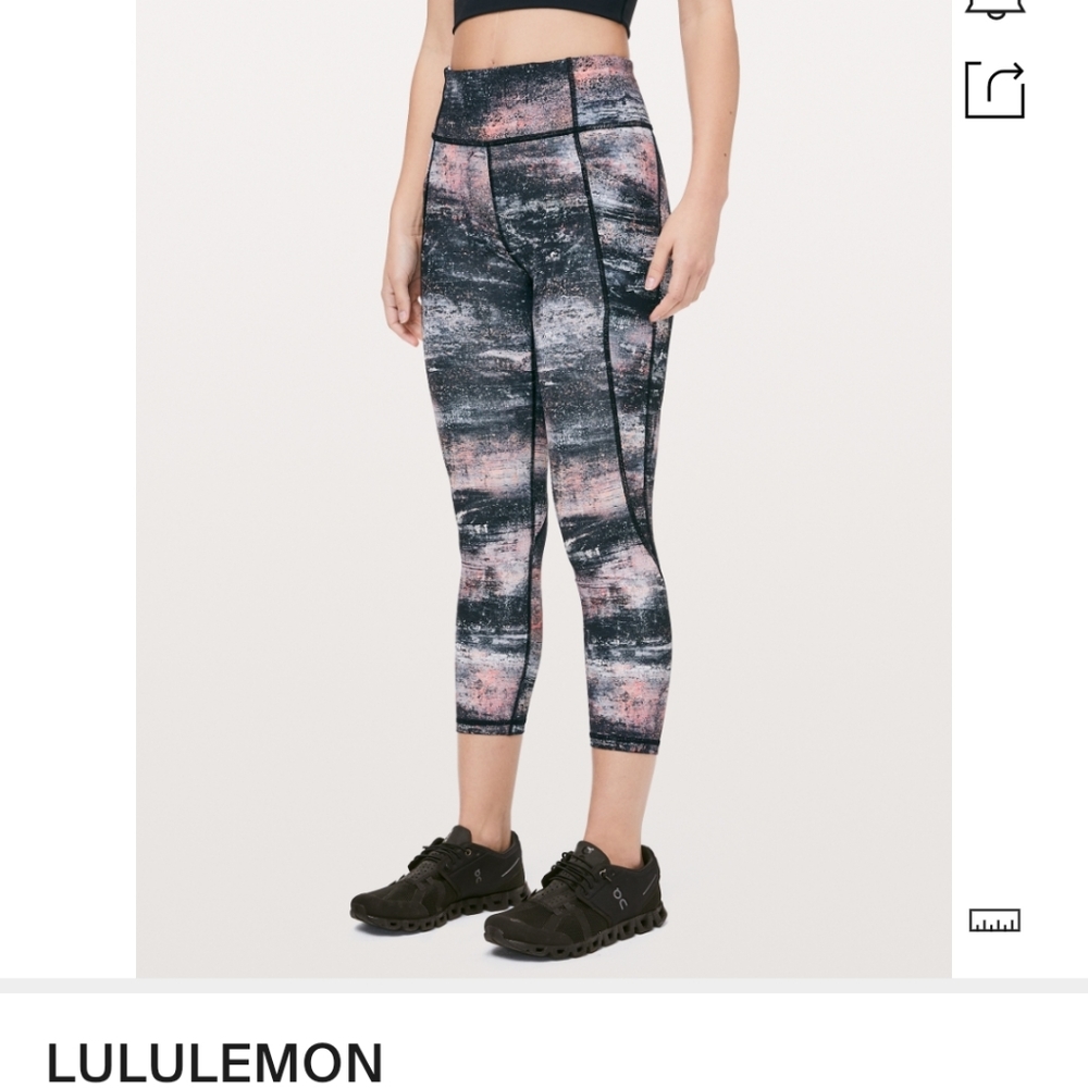 Lululemon time to sweat crop 23" size:6